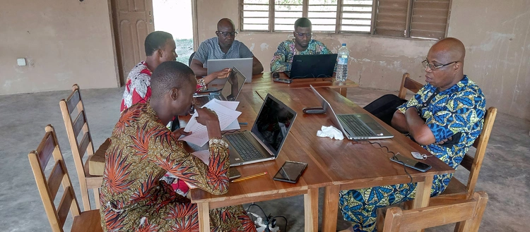 Vérification des livres de Jean et Pierre  